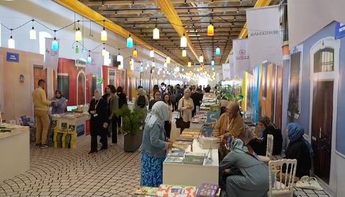 Şule Yüksel Şenler 1. Kitap ve Kültür Günleri - İstanbul