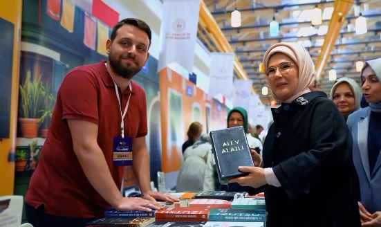 Şule Yüksel Şenler 1. Kitap ve Kültür Günleri - İstanbul