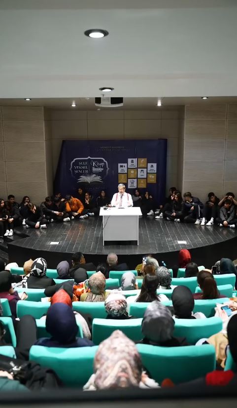 Şule Yüksel Şenler 1. Kitap ve Kültür Günleri - İstanbul