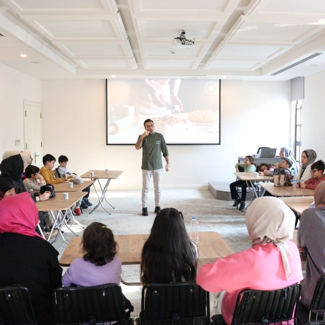 Şule Yüksel Şenler Vakfı Anne - Çocuk Okulu