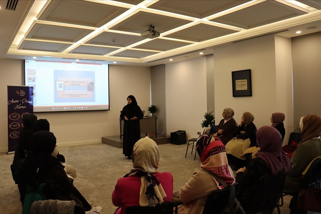 Şule Yüksel Şenler Vakfı Anne - Çocuk Okulu