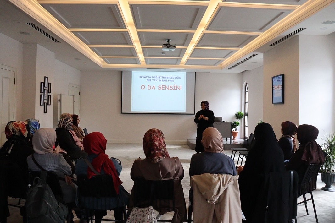 Şule Yüksel Şenler Vakfı Anne - Çocuk Okulu