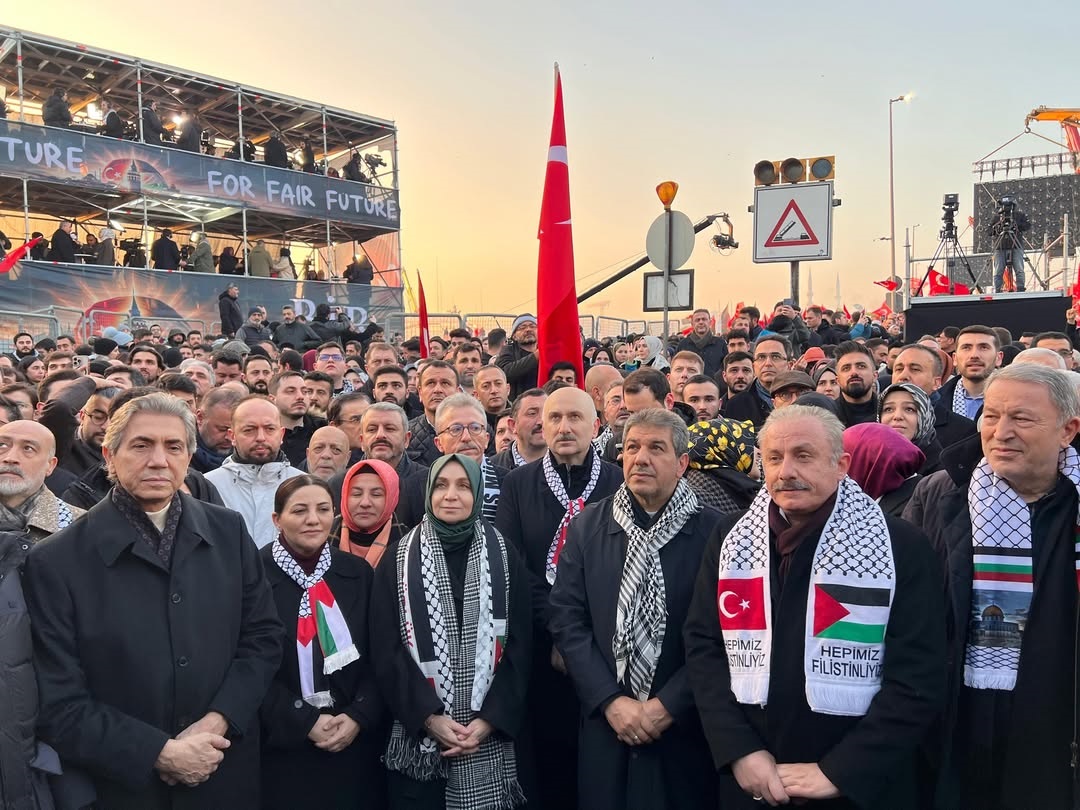 Şule Yüksel Şenler Vakfı Filistine Destek Mitingine Katılım