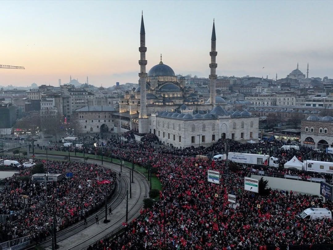 Şule Yüksel Şenler Vakfı Filistine Destek Mitingine Katılım