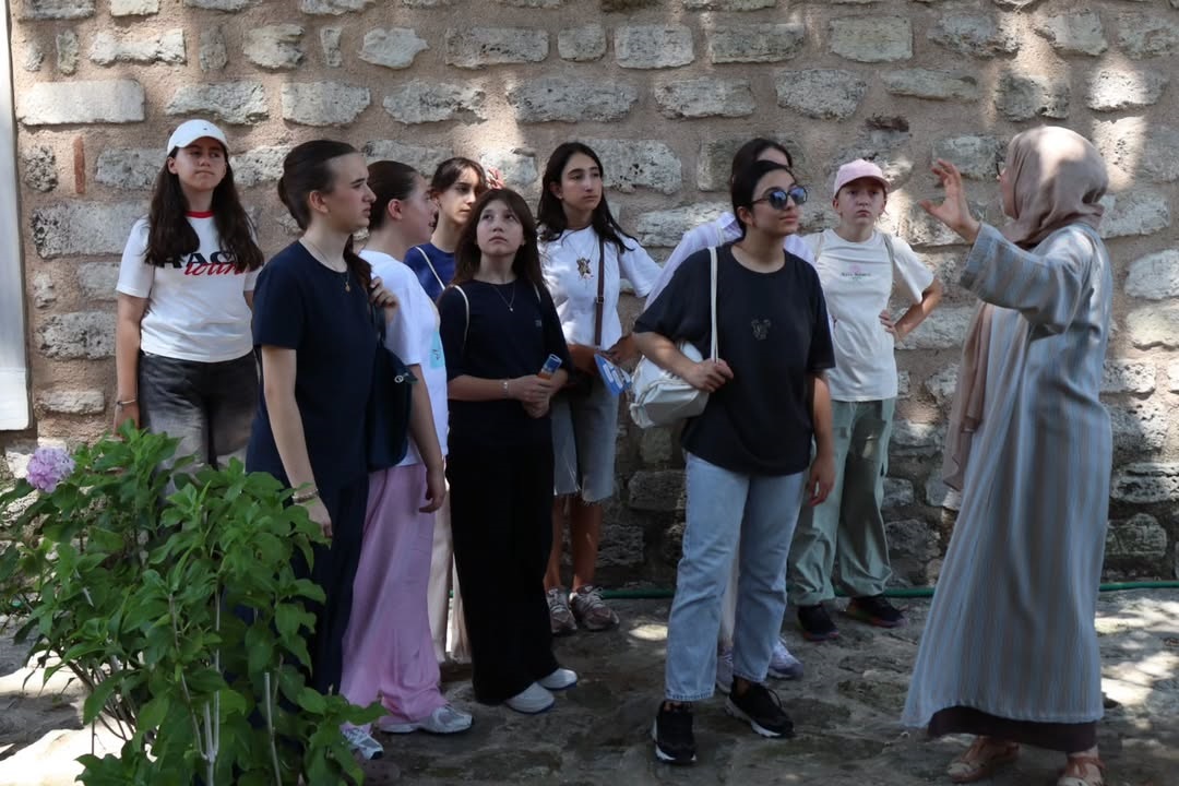 Şule Yüksel Şenler Vakfı Genç Yaz Okulu