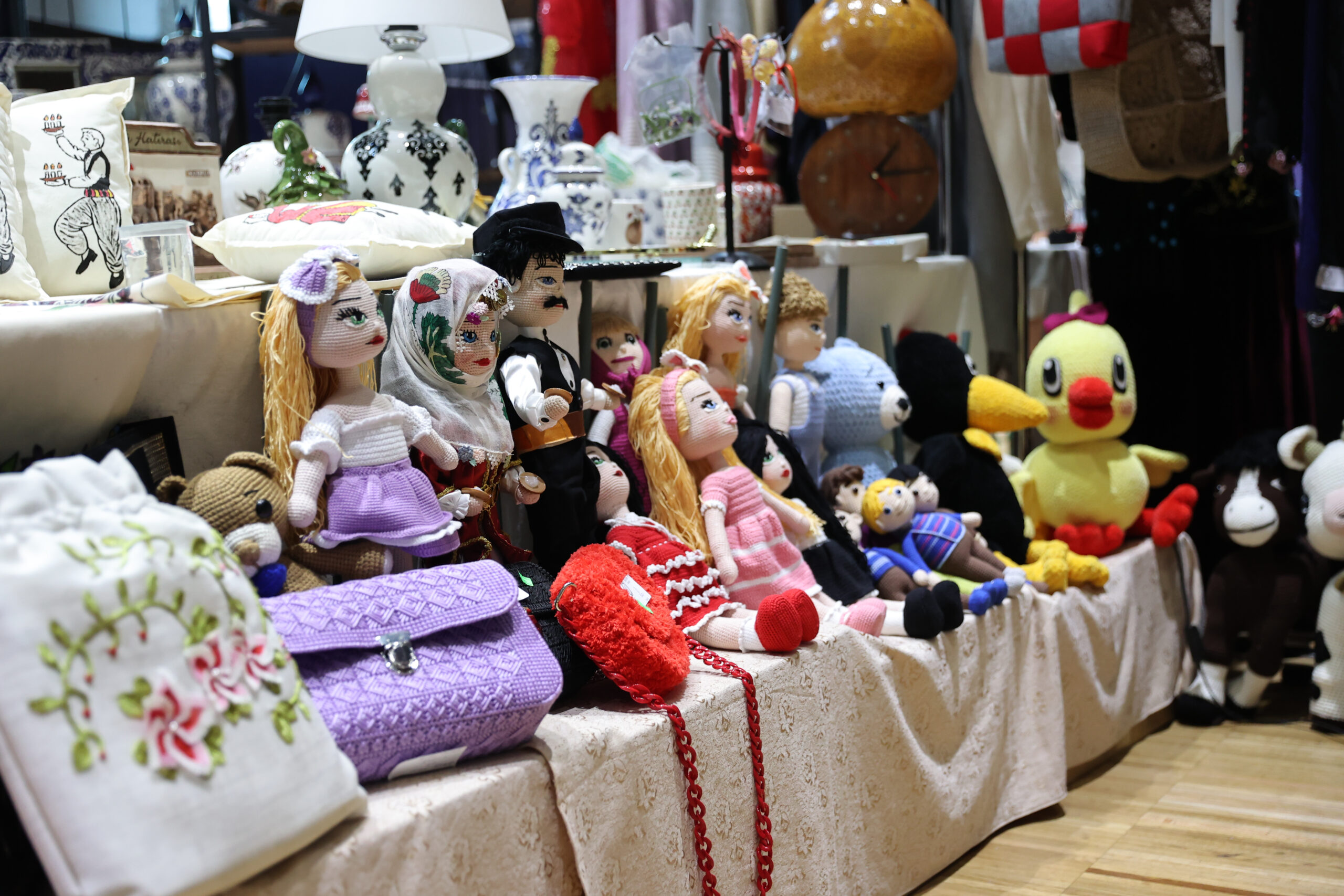 Deprem Bölgesi Gönülden Gönüle Kardeşlik Köprüsü - Hayır Çarşısı