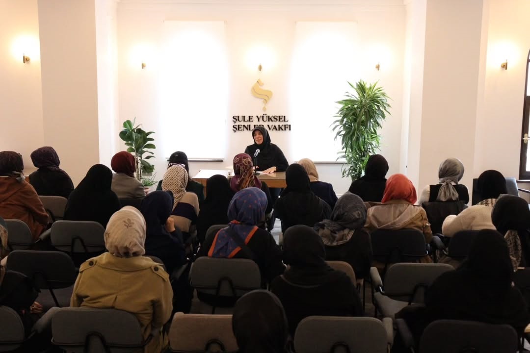 Kütüphane Sohbetleri