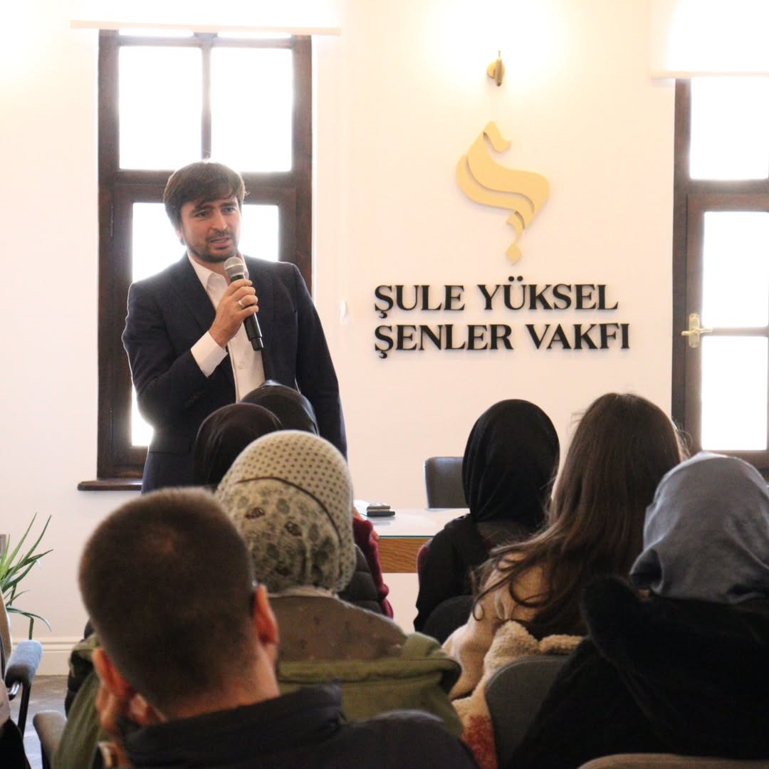 Kütüphane Sohbetleri
