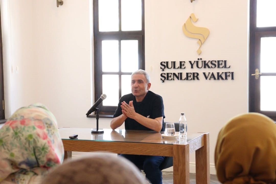 Kütüphane Sohbetleri