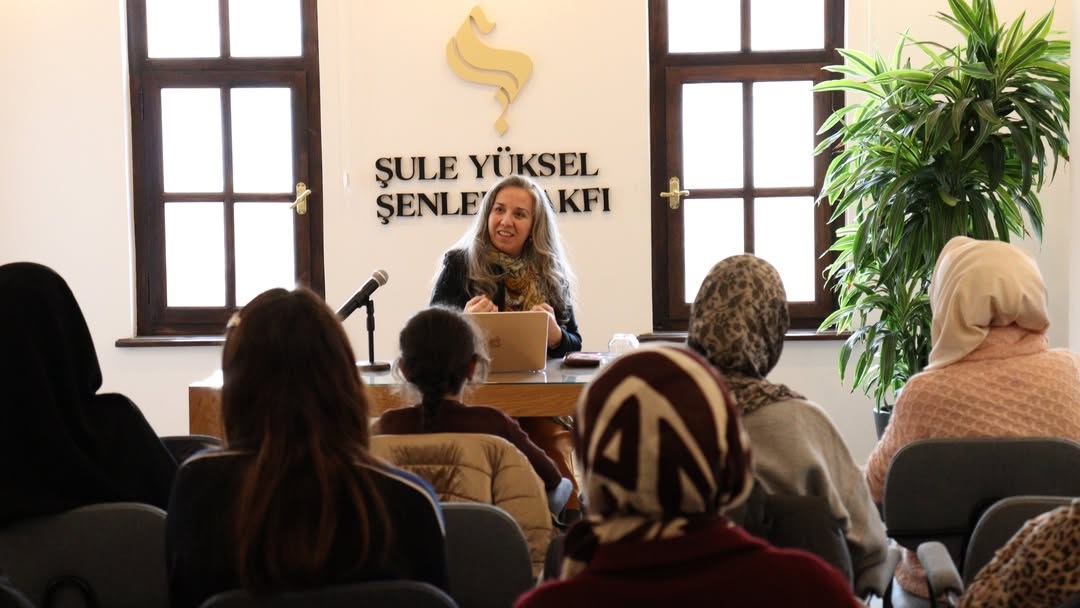 Kütüphane Sohbetleri
