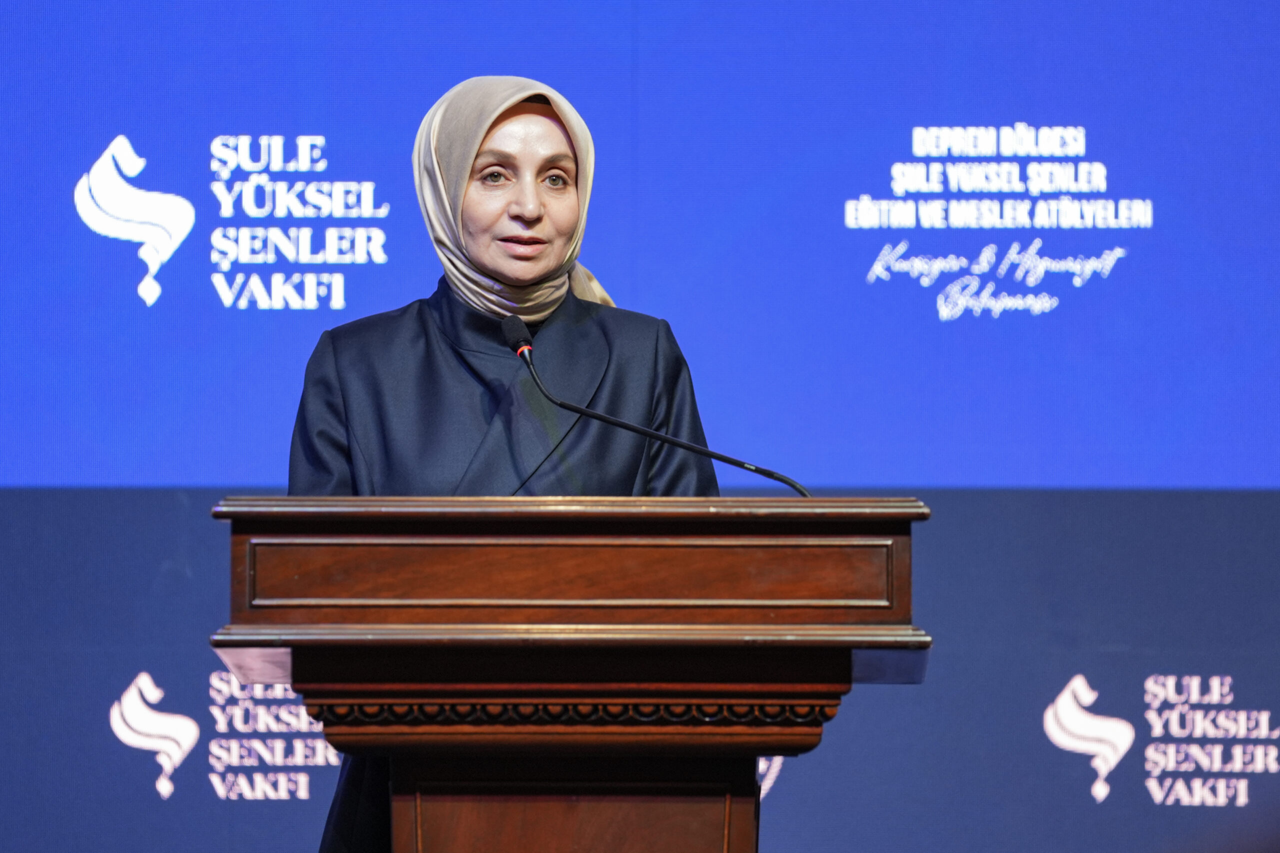 Deprem Bölgesi Şule Yüksel Şenler Eğitim ve Meslek Atölyeleri Kursiyer Buluşması Programı